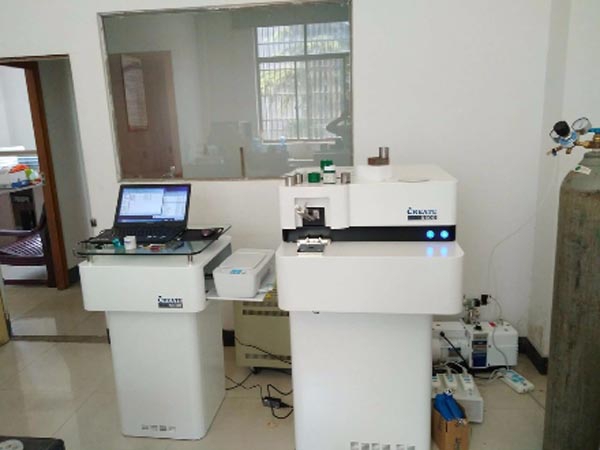 CX-9800直讀光譜儀是創(chuàng)想儀器歐洲技術生產(chǎn)的全譜CCD光譜分析儀