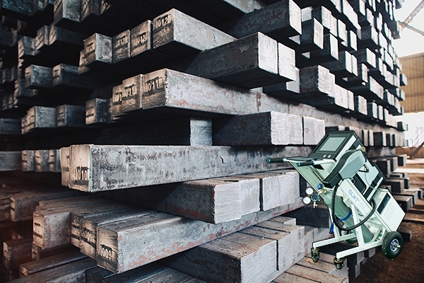 便攜式直讀光譜儀的現(xiàn)場應用