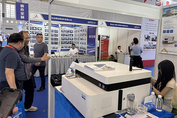 為嘉賓介紹我司優(yōu)質產品